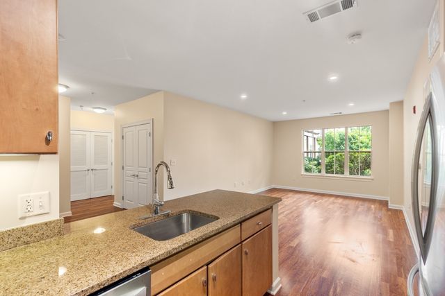 3 Repton Cir 3114, Watertown, MA 02472