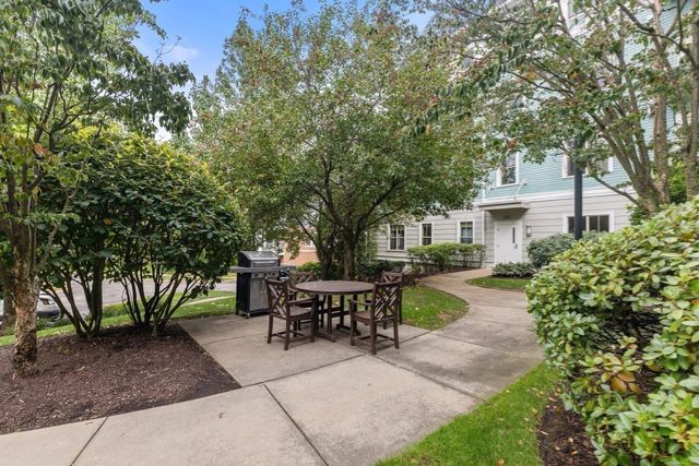 3 Repton Cir 3114, Watertown, MA 02472