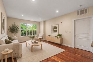 3 Repton Cir 3114, Watertown, MA 02472