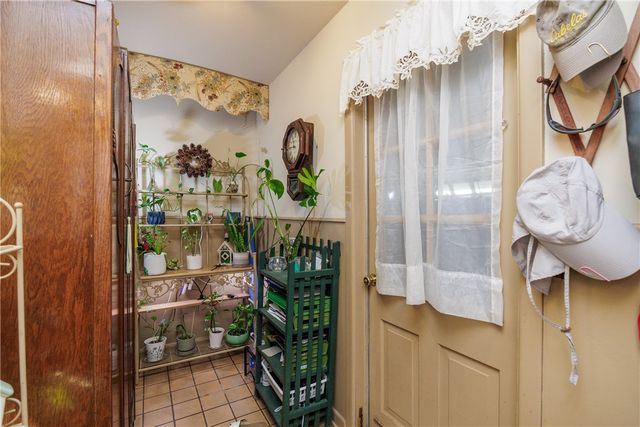 506 Fairfield Dr, Corpus Christi, TX 78412