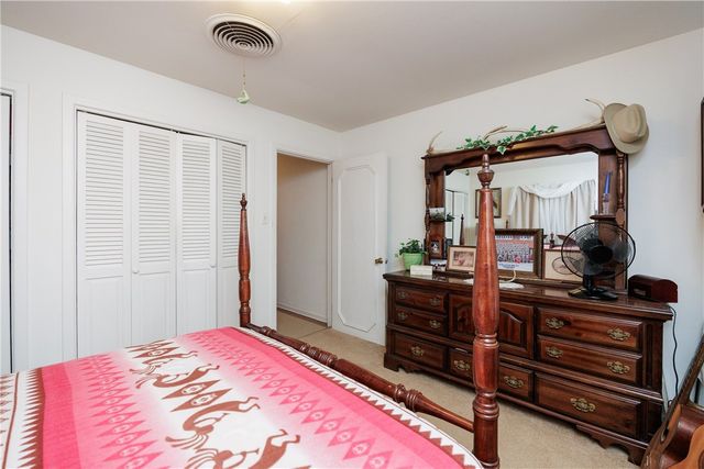 506 Fairfield Dr, Corpus Christi, TX 78412