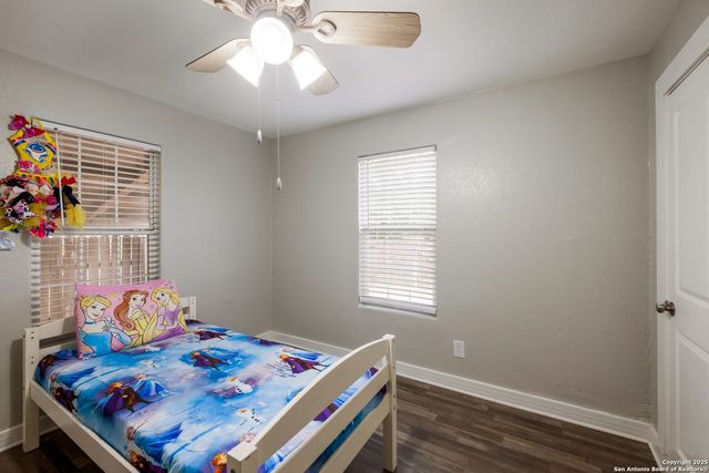911 Porter St, San Antonio, TX 78210