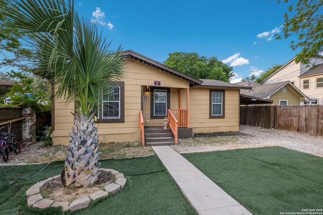 911 Porter St, San Antonio, TX 78210