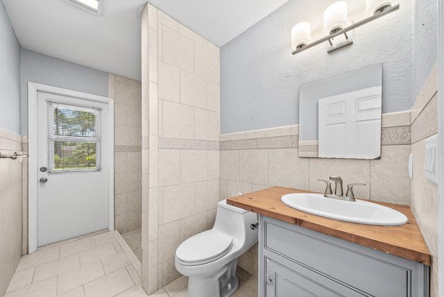 16105 Temple Boulevard, The Acreage, FL 33470