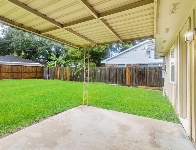 11306 Sageville Drive, Houston, TX 77089