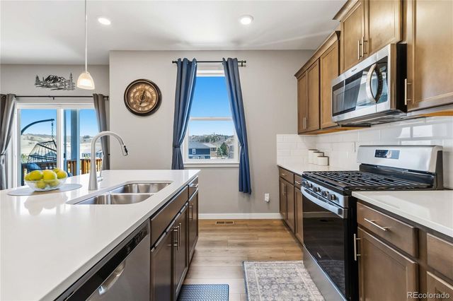 5008 Cattle Cross Lane, Castle Rock, CO 80104