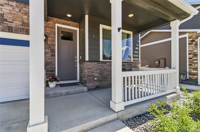 5008 Cattle Cross Lane, Castle Rock, CO 80104