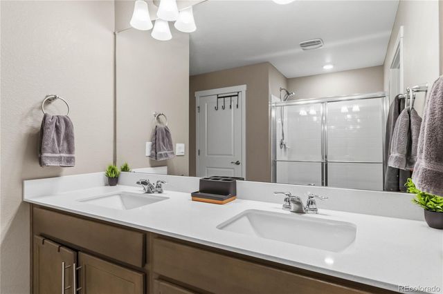 5008 Cattle Cross Lane, Castle Rock, CO 80104