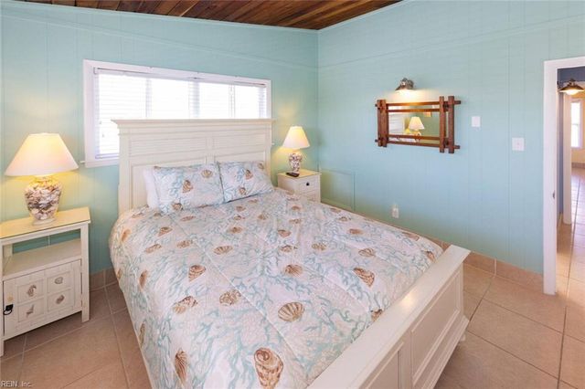 3617 Sandfiddler RD, Virginia Beach, VA 23456