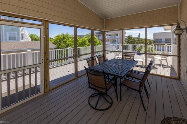 3617 Sandfiddler RD, Virginia Beach, VA 23456
