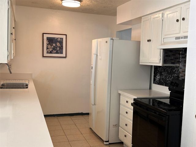 10502 Long River Drive, Sugar Land, TX 77498