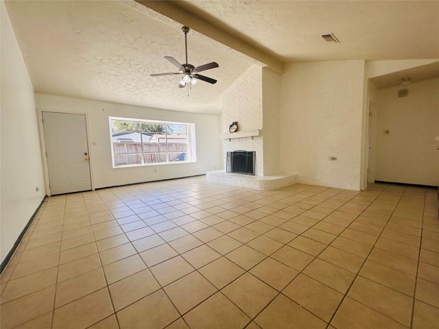 10502 Long River Drive, Sugar Land, TX 77498