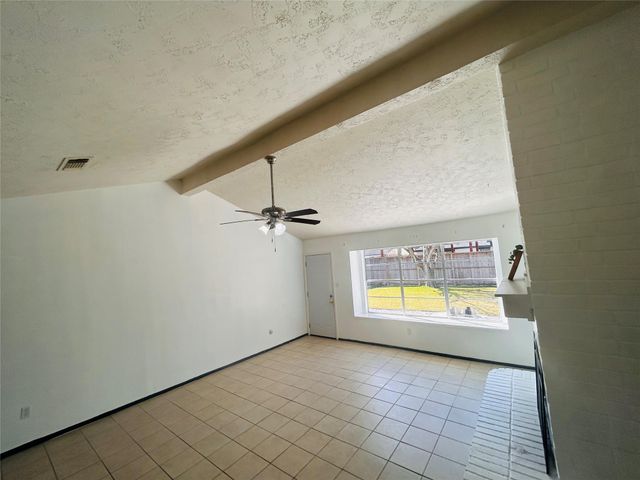 10502 Long River Drive, Sugar Land, TX 77498