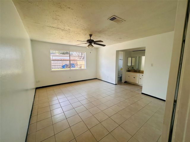 10502 Long River Drive, Sugar Land, TX 77498