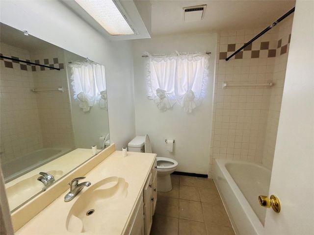 10502 Long River Drive, Sugar Land, TX 77498