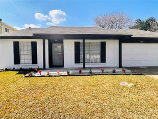 10502 Long River Drive, Sugar Land, TX 77498