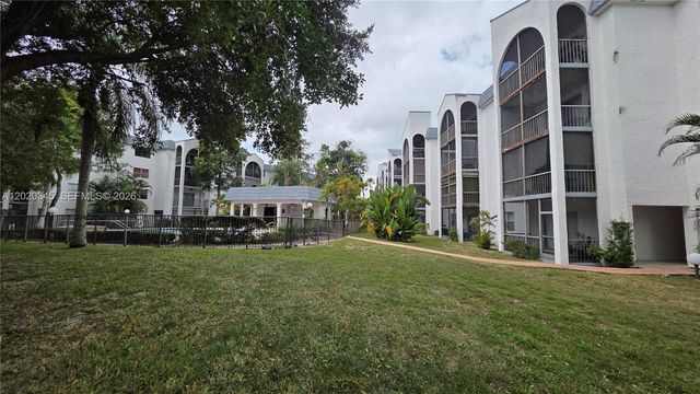 3360 Spanish Moss Terrace 104, Lauderhill, FL 33319