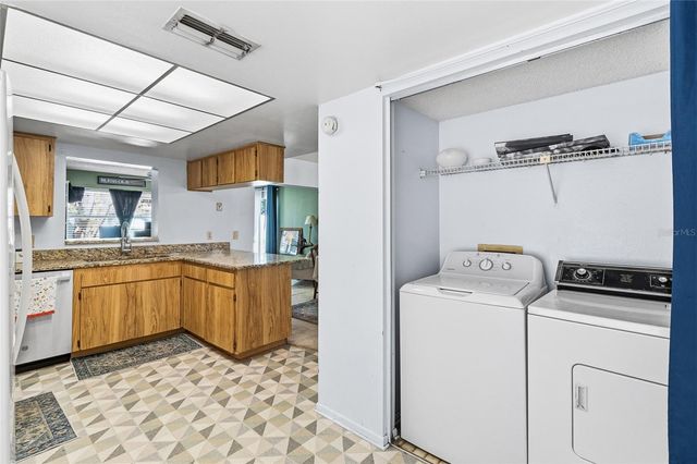 7401 121ST TERRACE, Largo, FL 33773