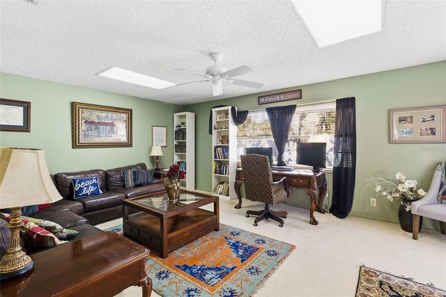 7401 121ST TERRACE, Largo, FL 33773