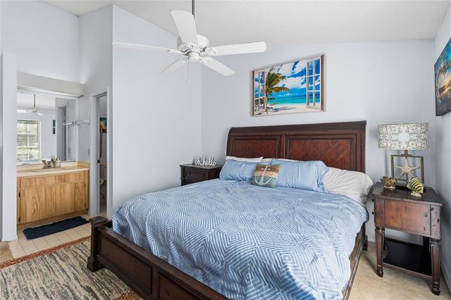 7401 121ST TERRACE, Largo, FL 33773