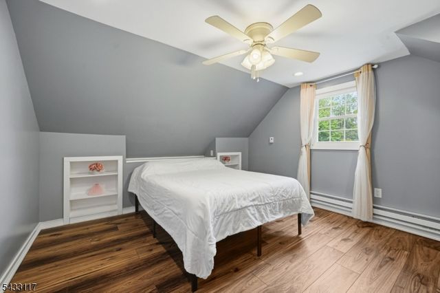 52 Barbara Dr, Pompton Lakes Boro, NJ 07442