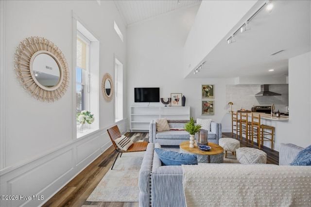 20 S Front Street Unit R1, Wilmington, NC 28401