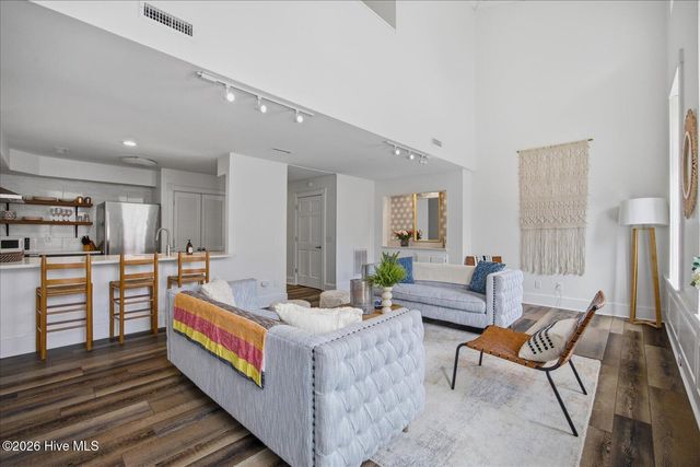 20 S Front Street Unit R1, Wilmington, NC 28401