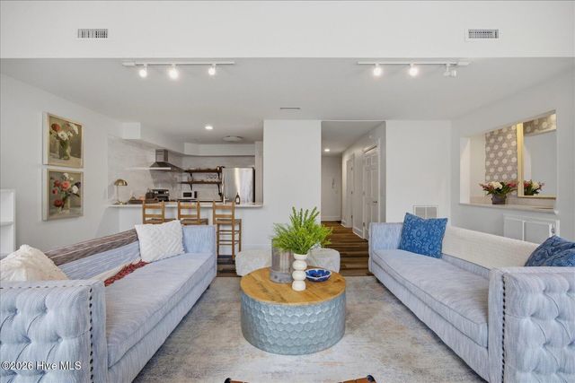 20 S Front Street Unit R1, Wilmington, NC 28401