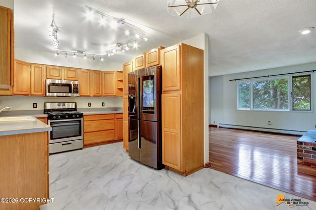 3003 Kerry Circle, Anchorage, AK 99504