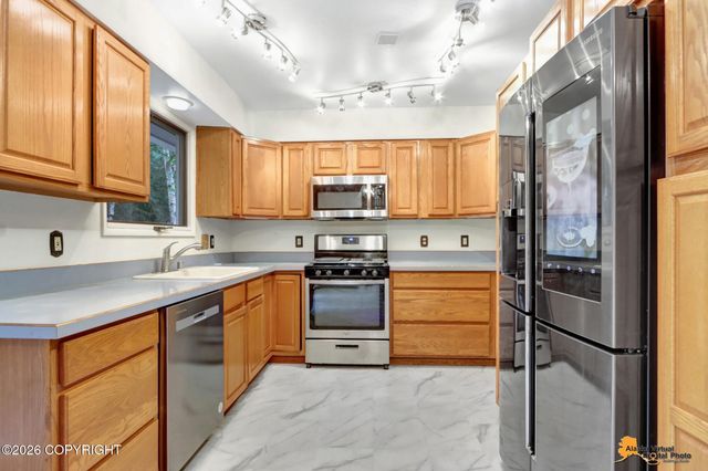 3003 Kerry Circle, Anchorage, AK 99504