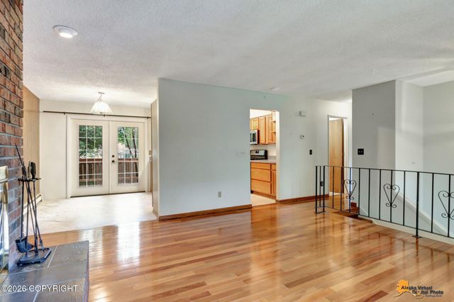 3003 Kerry Circle, Anchorage, AK 99504