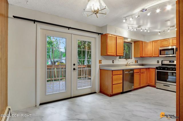 3003 Kerry Circle, Anchorage, AK 99504