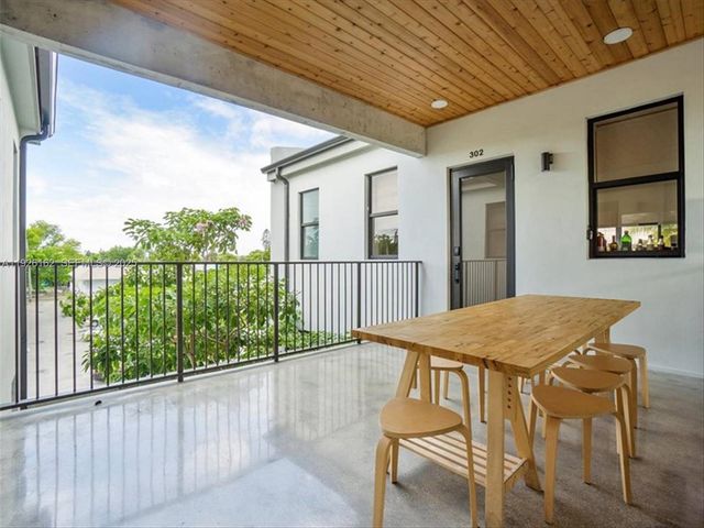 1053 NW 29th Street, Miami, FL 33127