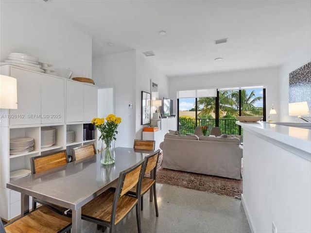 1053 NW 29th Street, Miami, FL 33127