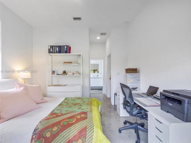 1053 NW 29th Street, Miami, FL 33127