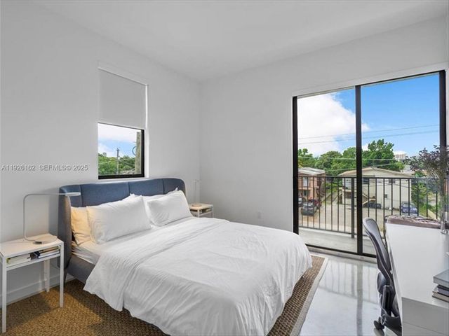 1053 NW 29th Street, Miami, FL 33127