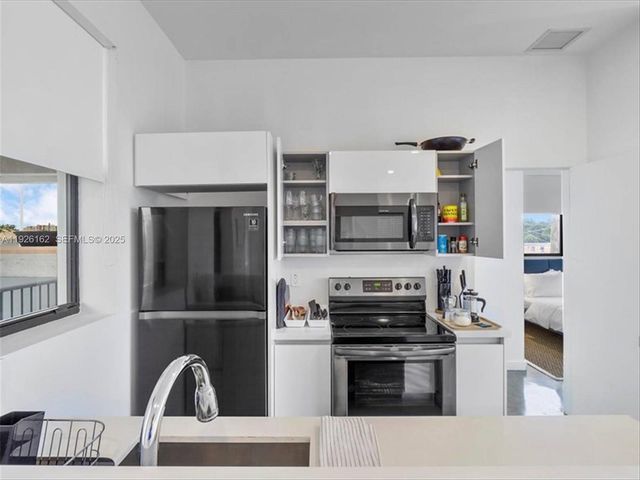 1053 NW 29th Street, Miami, FL 33127