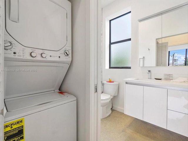 1053 NW 29th Street, Miami, FL 33127