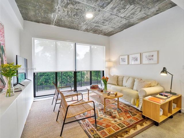 1053 NW 29th Street, Miami, FL 33127