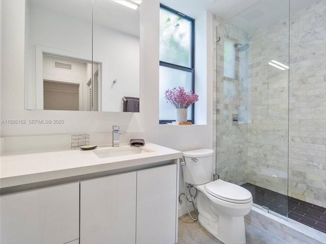 1053 NW 29th Street, Miami, FL 33127