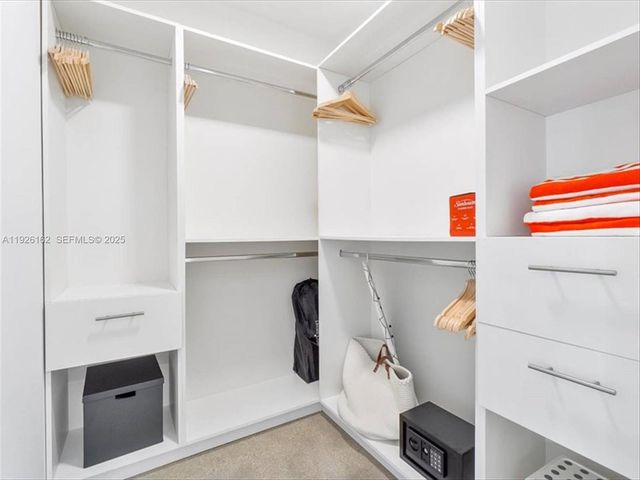 1053 NW 29th Street, Miami, FL 33127