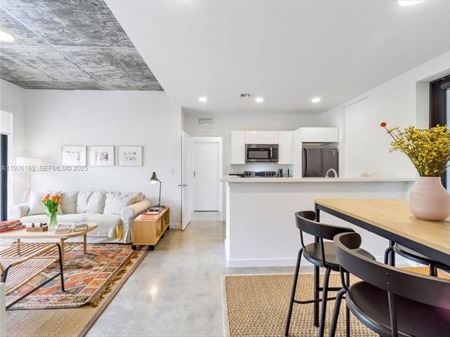 1053 NW 29th Street, Miami, FL 33127