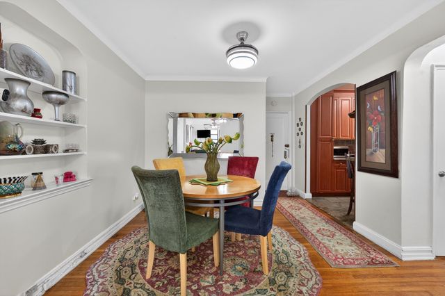 3535 75th St Apt 524, New York City, NY 11372