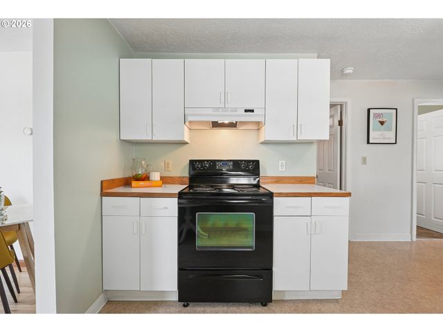 4911 Ne 13TH Ave, Portland, OR 97211