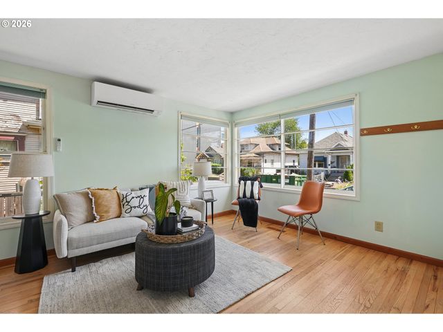4911 Ne 13TH Ave, Portland, OR 97211