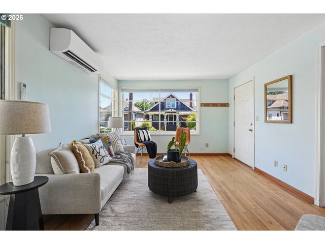 4911 Ne 13TH Ave, Portland, OR 97211