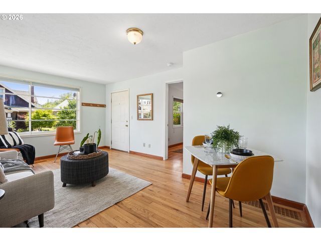 4911 Ne 13TH Ave, Portland, OR 97211