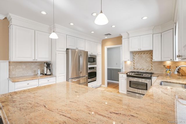 100 Yale Road, Hartsdale, NY 10530