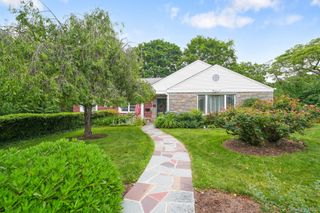 100 Yale Road, Hartsdale, NY 10530