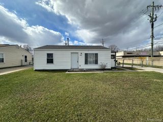 7166 Pardee Road, Taylor, MI 48180